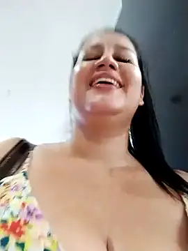 Snapshot of keilymadam chatting on December 20, 2024, 4:14 pm keilymadam online show from December 20, 2024, 4:14 pm