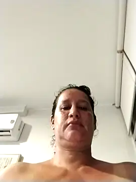 Snapshot of keilymadam chatting on October 30, 2025, 12:01 am keilymadam online show from October 30, 2025, 12:01 am