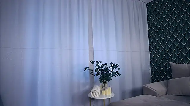 AmmyScotch online show from October 4, 2025, 4:32 am