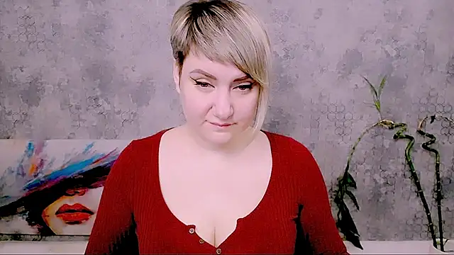 Snapshot of Djullia chatting on February 7, 2026, 7:34 am Djullia online show from February 7, 2026, 7:34 am