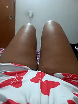 annie-19 online show from September 24, 2025, 8:45 pm