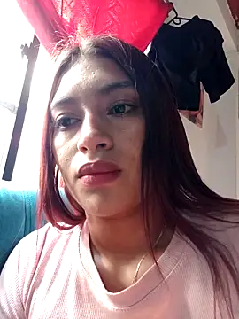 annie-19 online show from September 27, 2025, 3:06 pm