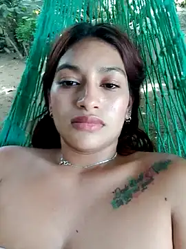 annie-19 online show from October 12, 2025, 5:56 pm