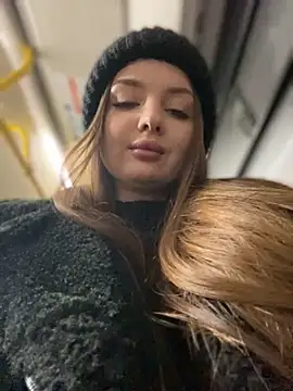 KrisMagnoly online show from January 12, 2025, 3:46 pm