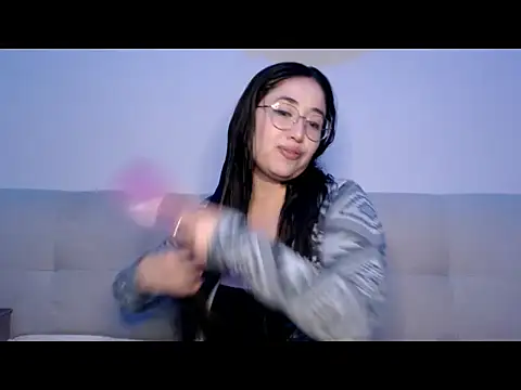 Snapshot of YummymeowW chatting on March 28, 2026, 4:17 pm YummymeowW online show from March 28, 2026, 4:17 pm