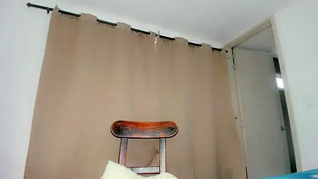 Snapshot of Genesis_Sandoval chatting on December 19, 2024, 4:46 pm Genesis Sandoval online show from December 19, 2024, 4:46 pm