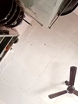 Shreya-Shetty09 online show from February 20, 2025, 3:45 am