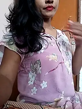 Shreya-Shetty09 online show from February 26, 2025, 7:09 am