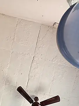 Shreya-Shetty09 online show from March 5, 2025, 3:18 am