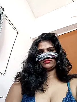 Shreya-Shetty09 online show from October 17, 2025, 4:37 am