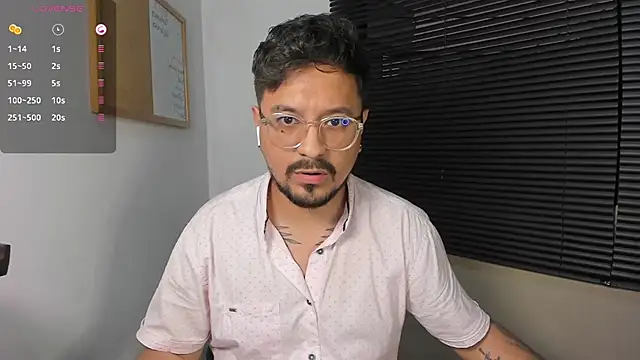 Snapshot of DaviidEvans_ chatting on December 14, 2024, 11:12 pm DaviidEvans online show from December 14, 2024, 11:12 pm