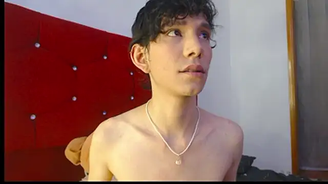 LAICK 01 online show from March 1, 2026, 11:18 pm