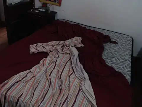 Snapshot of deftoolceles chatting on November 24, 2025, 10:53 pm deftoolceles online show from November 24, 2025, 10:53 pm