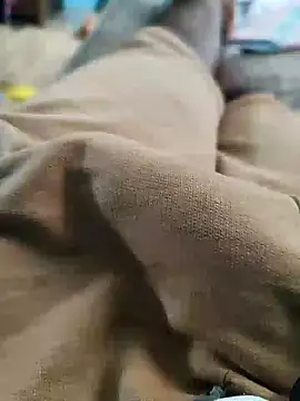 Snapshot of Arthu2r chatting on December 14, 2024, 4:31 pm Arthu2r online show from December 14, 2024, 4:31 pm