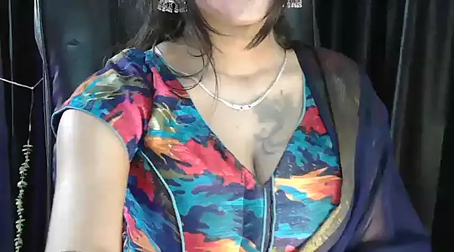 Snapshot of JannatDoll1 chatting on December 25, 2024, 11:43 am JannatDoll1 online show from December 25, 2024, 11:43 am