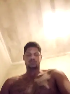 JeansgS online show from February 22, 2026, 1:51 am