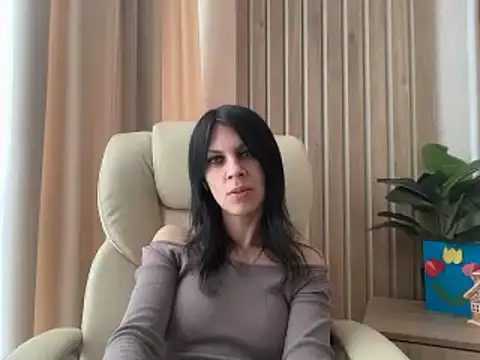 Snapshot of InjaAtHome chatting on April 1, 2026, 1:41 pm InjaAtHome online show from April 1, 2026, 1:41 pm