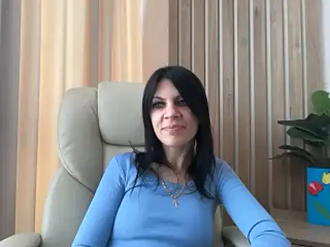 Snapshot of InjaAtHome chatting on April 15, 2026, 5:58 am InjaAtHome online show from April 15, 2026, 5:58 am