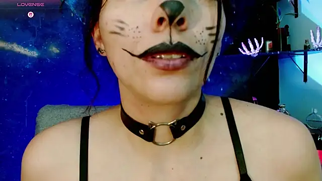 julieth sex1 online show from August 4, 2026, 1:09 am