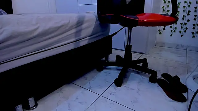 Eiden allenx online show from January 17, 2025, 4:57 pm