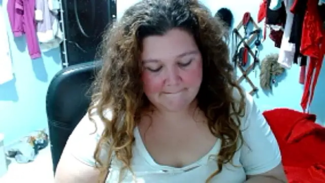 squirt322bbw online show from December 2, 2025, 6:47 pm