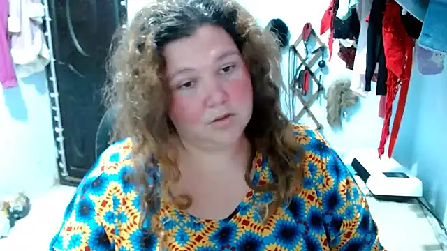 squirt322bbw online show from December 4, 2025, 7:44 pm