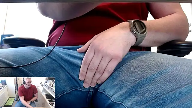 Snapshot of RicRockhard chatting on March 5, 2026, 11:17 am RicRockhard online show from March 5, 2026, 11:17 am