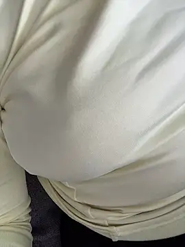 YourMeoww online show from November 3, 2025, 8:59 am