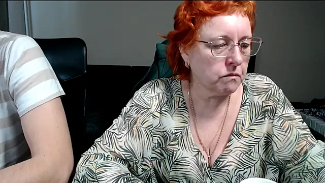 Snapshot of JoannaAndNeighbour chatting on February 10, 2026, 8:07 am JoannaAndNeighbour online show from February 10, 2026, 8:07 am