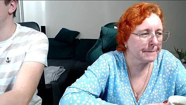 Snapshot of JoannaAndNeighbour chatting on February 16, 2026, 12:56 pm JoannaAndNeighbour online show from February 16, 2026, 12:56 pm