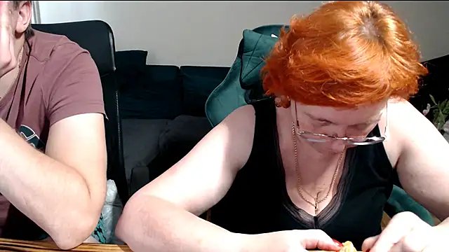 Snapshot of JoannaAndNeighbour chatting on February 20, 2026, 10:38 am JoannaAndNeighbour online show from February 20, 2026, 10:38 am