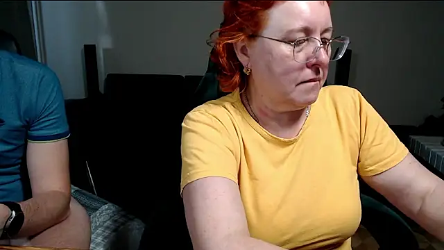 Snapshot of JoannaAndNeighbour chatting on March 9, 2026, 7:56 am JoannaAndNeighbour online show from March 9, 2026, 7:56 am