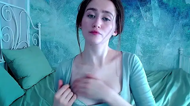 millllina online show from March 10, 2026, 1:16 pm