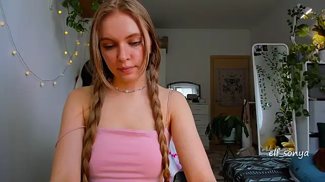 KittyNeon online show from June 2, 2026, 1:02 pm
