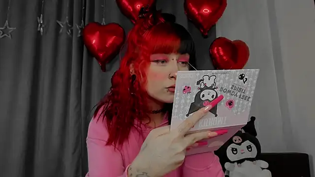 t0riayun0 online show from February 18, 2025, 10:36 pm