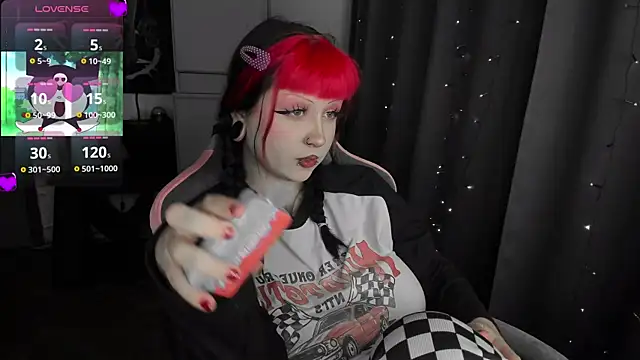 t0riayun0 online show from July 23, 2026, 10:40 pm