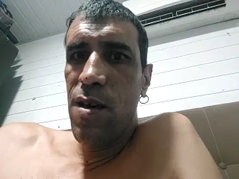 Hotcasados69 online show from February 20, 2026, 6:26 am