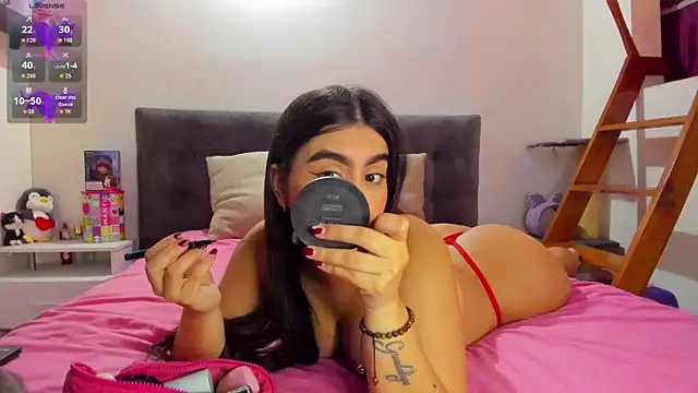 AnnieBellee online show from July 16, 2026, 9:54 pm