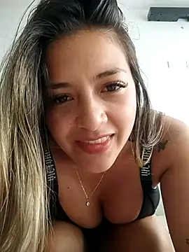 alana 69 online show from February 22, 2025, 5:24 pm