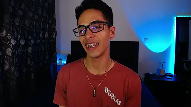 Snapshot of aodaboyyy chatting on January 12, 2025, 12:49 am aodaboyyy online show from January 12, 2025, 12:49 am