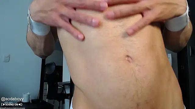 Snapshot of aodaboyyy chatting on March 12, 2025, 9:35 pm aodaboyyy online show from March 12, 2025, 9:35 pm