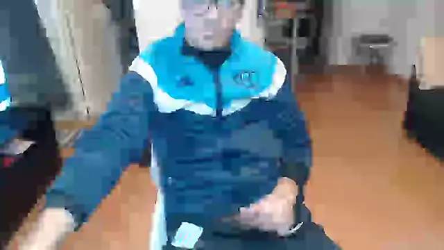 Snapshot of guachin_hunk chatting on June 23, 2026, 11:25 pm guachin hunk online show from June 23, 2026, 11:25 pm