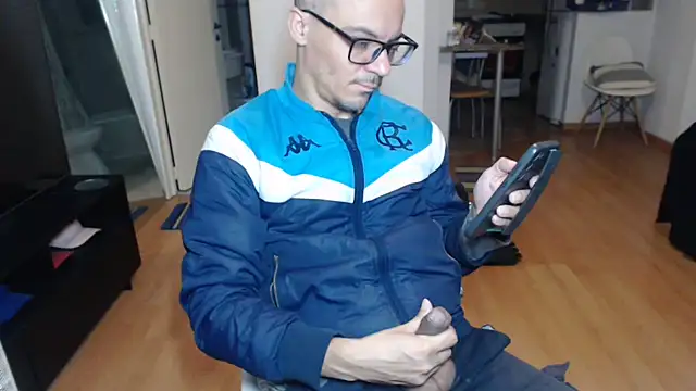 Snapshot of guachin_hunk chatting on July 19, 2026, 11:41 pm guachin hunk online show from July 19, 2026, 11:41 pm