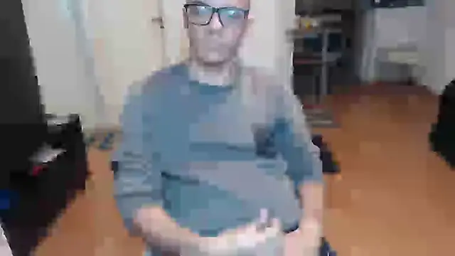 Snapshot of guachin_hunk chatting on July 23, 2026, 3:04 am guachin hunk online show from July 23, 2026, 3:04 am
