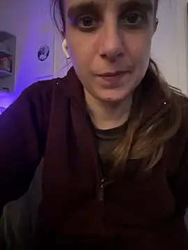 Snapshot of LadyChantale chatting on February 18, 2026, 10:22 am LadyChantale online show from February 18, 2026, 10:22 am