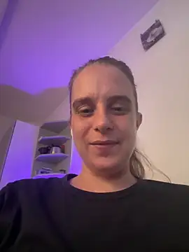 Snapshot of LadyChantale chatting on March 4, 2026, 8:09 am LadyChantale online show from March 4, 2026, 8:09 am