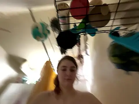 Snowbunnycake 131 online show from January 11, 2026, 4:12 pm