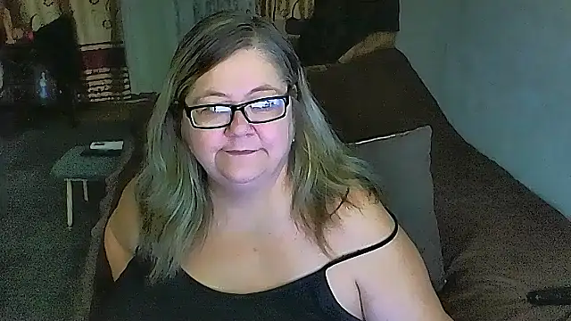 Snapshot of sex2 chatting on February 18, 2026, 9:00 pm sex2 online show from February 18, 2026, 9:00 pm