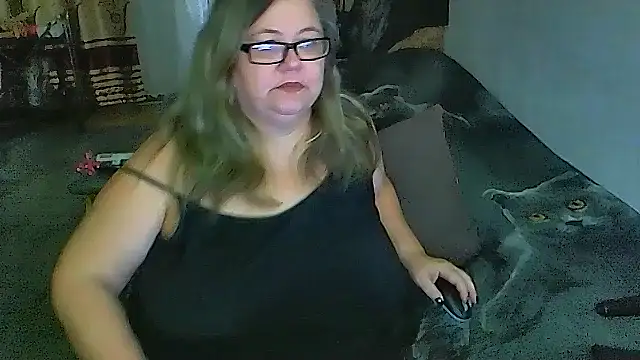 Snapshot of sex2 chatting on April 6, 2026, 12:19 am sex2 online show from April 6, 2026, 12:19 am