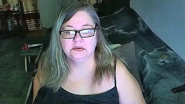 Snapshot of sex2 chatting on April 6, 2026, 9:05 pm sex2 online show from April 6, 2026, 9:05 pm